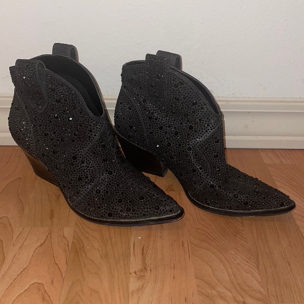 Womens Jessica Simpson black booties